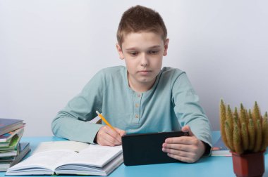 Karantina sırasında evde öğrenim