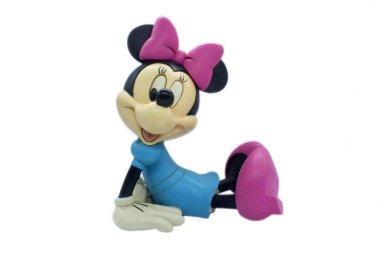 Portekiz, Algarve, Monchique. Ekim 2023 civarı. Minnie Mouse 'un beyaz izole edilmiş bir arka planı var. Stock Editör Fotoğrafçılığı