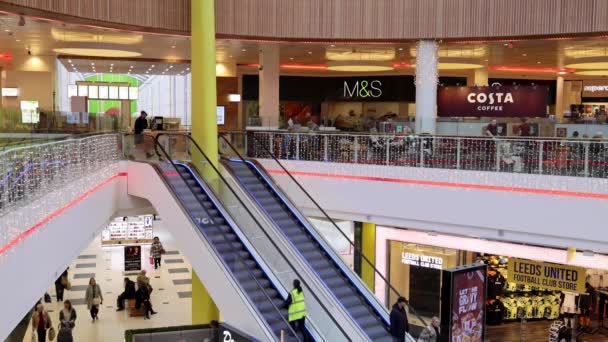 Leeds November 2022 Filmaufnahmen Des White Rose Shopping Centre Der — Stockvideo