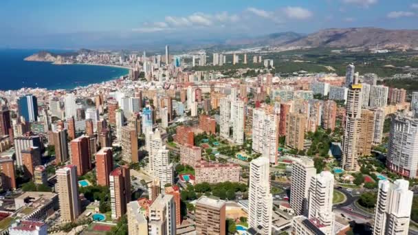 Letecké Drone Záběry Krásného Města Benidorm Španělsku Letním Období Ukazuje — Stock video