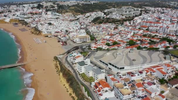 Luchtfoto Van Het Prachtige Strand Van Albufeira Portugal Met Het — Stockvideo