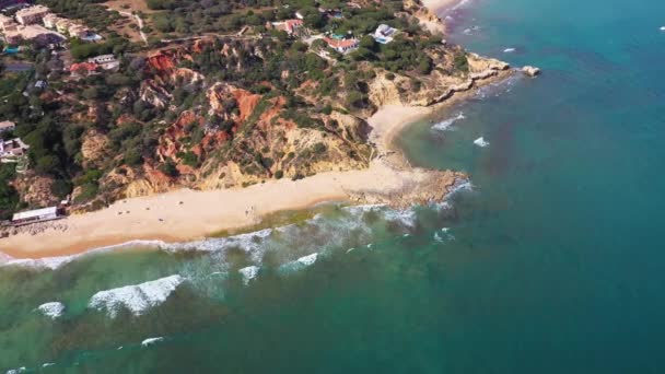Luchtfoto Van Het Prachtige Strand Van Albufeira Portugal Waarop Het — Stockvideo