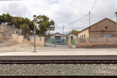 Fotoğraf İspanya, Alicante Villajoyosa 'da çekildi. Güneşli bir yaz gününde tam izleri gösteriliyor.