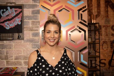 Leeds UK, 5 Ekim 2021: Ünlü İngiliz aktris, radyo sunucusu ve eski aktris Gemma Atkinson