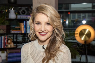 Leeds UK, 3 Ocak 2021: Ünlü İngiliz televizyon sunucusu ve aktris Helen Skelton, BBC çocuk programı Blue Peter 2008 'i 2013 yılına kadar sundu.