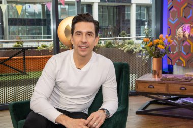 Leeds UK, 15 Aralık 2021: Ünlü İngiliz yazar, stand up komedyeni ve aktör Russell Kane