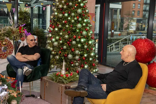 Leeds UK, 25 Temmuz 2022: İngiliz pop grubu Right Said Fred, Fred Fairbrass ve Richard Fairbrass tarafından Steph 'in 
