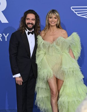 Antibes, Frances. 25 Mayıs 2023: Heidi Klum & Tom Kaulitz Hotel du Cap 'teki amfAR Gala Cannes etkinliğine geldi. 