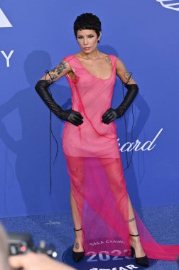 Antibes, Frances. 25 Mayıs 2023: Kraliçe Latifah Hotel du Cap 'teki amfAR Gala Cannes etkinliğine geldi.