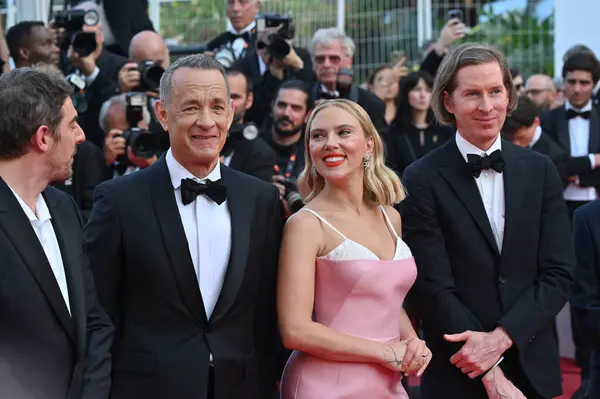 Cannes Frankreich Mai 2023 Tom Hanks Scarlett Johansson Wes Anderson — Stockfoto