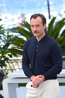 FRANSA, FRANSA. 22 Mayıs 2023: Jude Law 76. Cannes Festivali 'nde Firebrand için yapılan fotoğraf çağrısında