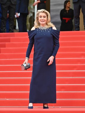 FRANSA, FRANSA. 16 Mayıs 2023: 76. Cannes Festivali 'nde Jeanne du Barry' nin galasında Catherine Deneuve