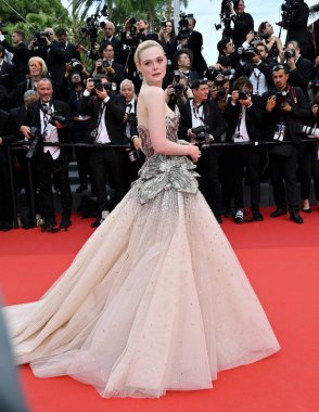 FRANSA, FRANSA. 16 Mayıs 2023: 76. Cannes Festivali 'nde Jeanne du Barry' nin galasında Elle Fanning