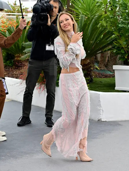 Cannes France Mai 2023 Ester Exposito Photocall Pour Lost Night — Photo
