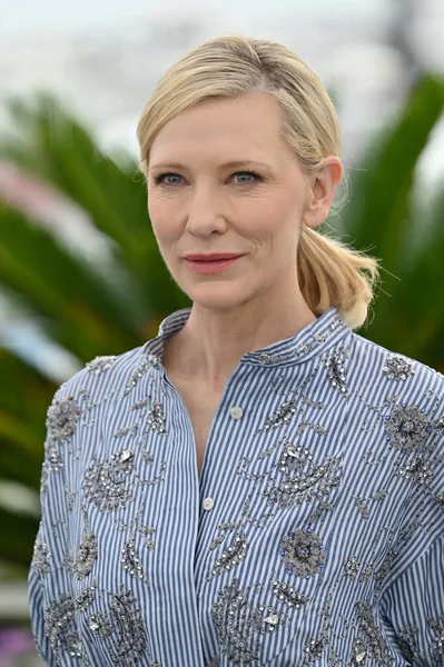 Cannes Franciaország 2023 Május Cate Blanchett Fiú Fotópályázatán Cannes Fesztiválon Jogdíjmentes Stock Képek