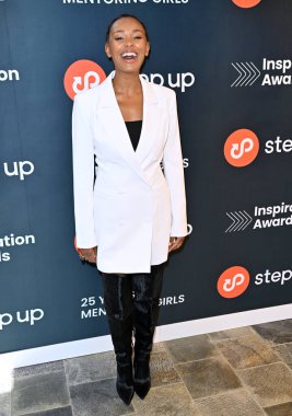 LOS ANGELES, CA. Ekim 06, 2023: Melanie Liburd Skirball Kültür Merkezi 'nde 2023 Step Up Inspiration Awards' da