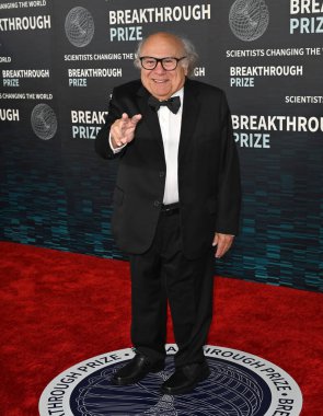 LOS ANGELES, CA. 15 Nisan 2023: Danny DeVito Akademi Müzesi 'nde Bilim ve Matematik alanında Büyük Buluş Ödül Töreni