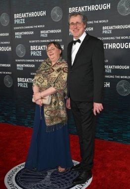 LOS ANGELES, CA. 15 Nisan 2023: Dr. Pascal Mayer ve Konuğu Akademi Müzesi 'nde Bilim ve Matematik alanında İlerleme Ödülü Töreni