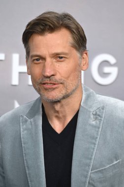 LOS ANGELES, CA. 13 Nisan 2023: Nikolaj Coster-Waldau Regency Village Tiyatrosu 'nda bana söylediği son şey galasında