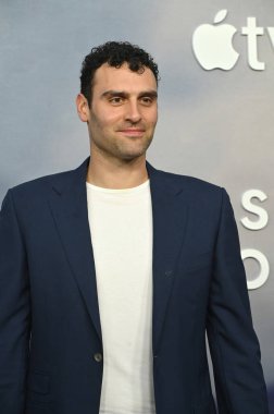 LOS ANGELES, CA. 13 Nisan 2023 'te Dane DiLiegro, Regency Village Tiyatrosu' nda bana söylediği son şey prömiyerindeydi.