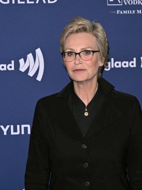 ÇOK HILLS, CA. 30 Mart 2023: Jane Lynch Beverly Hilton Otel 'de düzenlenen 34. GLAAD Medya Ödülleri' nde