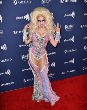 ÇOK HILLS, CA. 30 Mart 2023: Beverly Hilton Otel 'de düzenlenen 34. GLAAD Medya Ödülleri' nde Brigitte Haydut