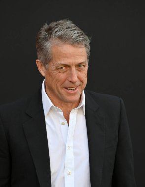 LOS ANGELES, CA. 26 Mart 2023 Zindanlar ve Ejderhalar galasında Hugh Grant Regency Village Tiyatrosunda Hırsızlar Arasında Onur