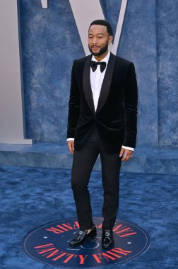 ÇOK HILLS, CA. 12 Mart 2023: John Legend Wallis Annenberg Merkezi 'ndeki Vanity Fair Oscar Partisi' nde
