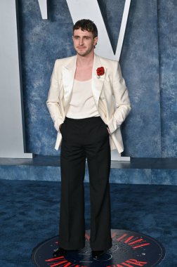 ÇOK HILLS, CA. 12 Mart 2023: Paul Mescal, Wallis Annenberg Merkezi 'ndeki Vanity Fair Oscar Partisi' nde