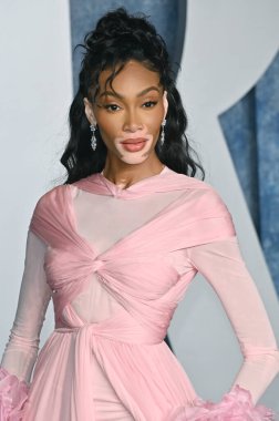 ÇOK HILLS, CA. 13 Mart 2023: Winnie Harlow Wallis Annenberg Merkezi 'ndeki Vanity Fair Oscar Partisi' nde.