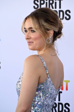 Santa Monica, CA 'da. 4 Mart 2023: Haley Lu Richardson Santa Monica 'da Bağımsız Ruh Ödülleri' nde