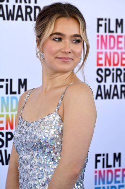 Santa Monica, CA 'da. 4 Mart 2023: Haley Lu Richardson Santa Monica 'da Bağımsız Ruh Ödülleri' nde