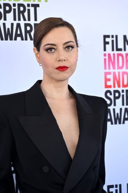 Santa Monica, CA 'da. 4 Mart 2023: Aubrey Plaza Santa Monica Bağımsız Ruh Ödülleri 2023