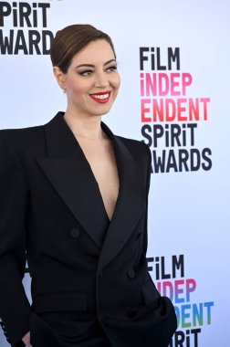 Santa Monica, CA 'da. 4 Mart 2023: Aubrey Plaza Santa Monica Bağımsız Ruh Ödülleri 2023