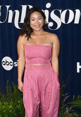 LOS ANGELES, CA. 02 Mart 2023: Jee Young, Hollywood Lejyon Tiyatrosu 'nda Mahkûm Olmayan' ın galasında.