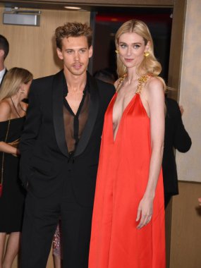 LOS ANGELES, CA. 27 Şubat 2023: Austin Butler ve Elizabeth Debicki Fairmont Century Plaza, Los Angeles 'taki 25. Kostüm Tasarımcıları Birliği Ödülleri' nde