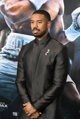 LOS ANGELES, CA. 27 Şubat 2023: Michael B. Jordan, Creed III 'ün Hollywood' daki TCL Çin Tiyatrosu 'ndaki galasında.