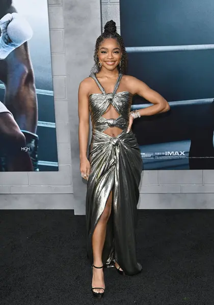 LOS ANGELES, CA. 27 Şubat 2023: Marsai Martin, Creed III 'ün Hollywood' daki TCL Çin Tiyatrosu 'ndaki galasında