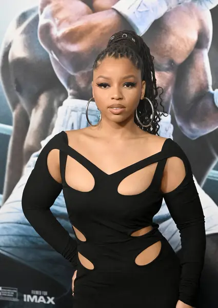 LOS ANGELES, CA. 27 Şubat 2023: Chloe Bailey Creed III 'ün Hollywood' daki TCL Çin Tiyatrosu 'ndaki galasında