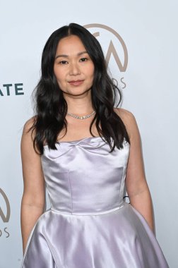 LOS ANGELES, CA. 25 Şubat 2023: 34. Geleneksel Yapımcılar Birliği Ödülleri 'nde Hong Chau Beverly Hilton Otel' de