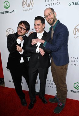 LOS ANGELES, CA. 25 Şubat 2023: Daniel Kwan, Jonathan Wang ve Daniel Scheinert Beverly Hilton Otel 'de düzenlenen 34.