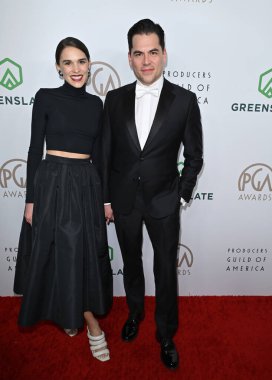 LOS ANGELES, CA. 25 Şubat 2023: Jonathan Wang ve Anni Sternisko Beverly Hilton Otel 'de düzenlenen 34. Yıllık Yapımcılar Birliği Ödülleri' nde