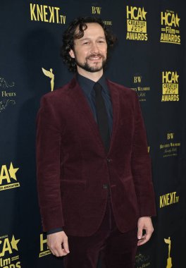 LOS ANGELES, CA. 24 Şubat 2023: Joseph Gordon-Levitt Beverly Wilshire Oteli 2023 HCA Film Ödülleri 'nde