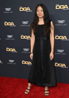 LOS ANGELES, CA. 18 Şubat 2023: 75. Geleneksel Yönetmenler Birliği Ödülleri 'nde Chloe Zhao Beverly Hilton Oteli' nde