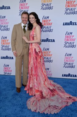 Santa Monica, ABD 'de. 25 Şubat 2024: Chris Hardwick & Lydia Hearst, Santa Monica 'da düzenlenen 2024 Film Bağımsız Ruh Ödülleri' nde