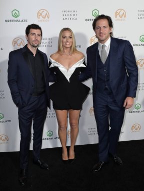 LOS ANGELES, ABD. 25 Şubat 2024: Josey McNamara, Margot Robbie & Tom Ackerley Dolby Tiyatrosu 'nda 2024 Yapımcılar Birliği Ödülleri' nde