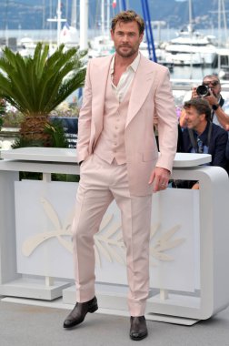 FRANSA, FRANSA. 16 Mayıs 2024: Chris Hemsworth Furiosa A Mad Max Saga 'da 77. Cannes Festivali' nde fotoğraf çekimi