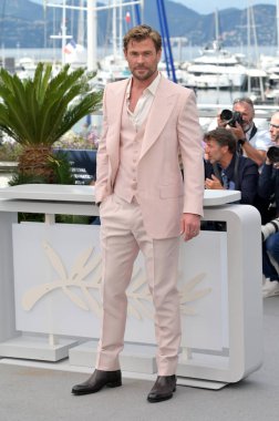 FRANSA, FRANSA. 16 Mayıs 2024: Chris Hemsworth Furiosa A Mad Max Saga 'da 77. Cannes Festivali' nde fotoğraf çekimi