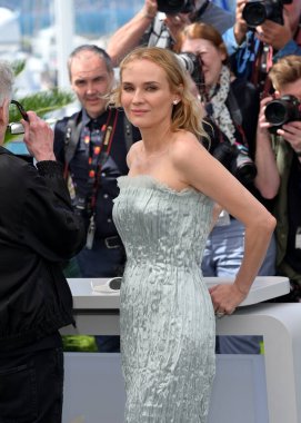 FRANSA, FRANSA. 21 Mayıs 2024: 77. Cannes Festivali 'ndeki The Shruds fotoğraf çekiminde Diane Kruger