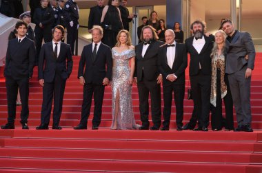 FRANSA, FRANSA. 14 Mayıs 2024: Louis Garrel, Vincent Lindon, Lea Seydoux, Manuel Guillot, konuk, Raphael Quenard, Quentin Dupieux & Hugo Selignac, The Second Act premiere at the 77th Festival de Cannes